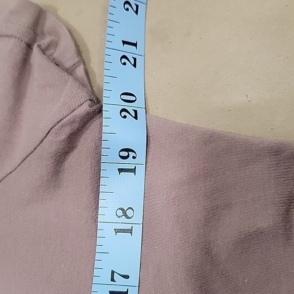 Carhartt, Size L, Purplish-Brown Logo Tee Shirt, Short Sleeve, Excellent Cond. - Picture 7 of 9